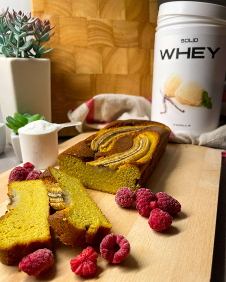 Banaanileipä sahramilla